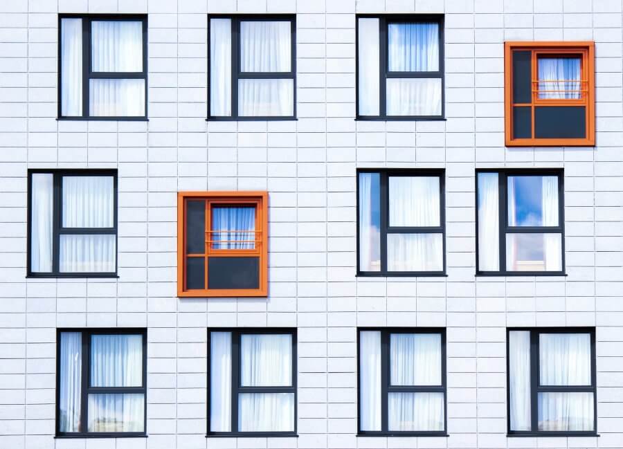 How to detect outliers using parametric and non-parametric methods : Part I